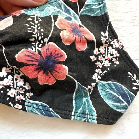 🔴 5 for $10 Out From Under Urban Outfitters Floral Black Cotton Bralette XS - Picture 2 of 7